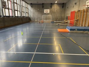 Symbolbild Turnhallenaufstellung Piratenstunde